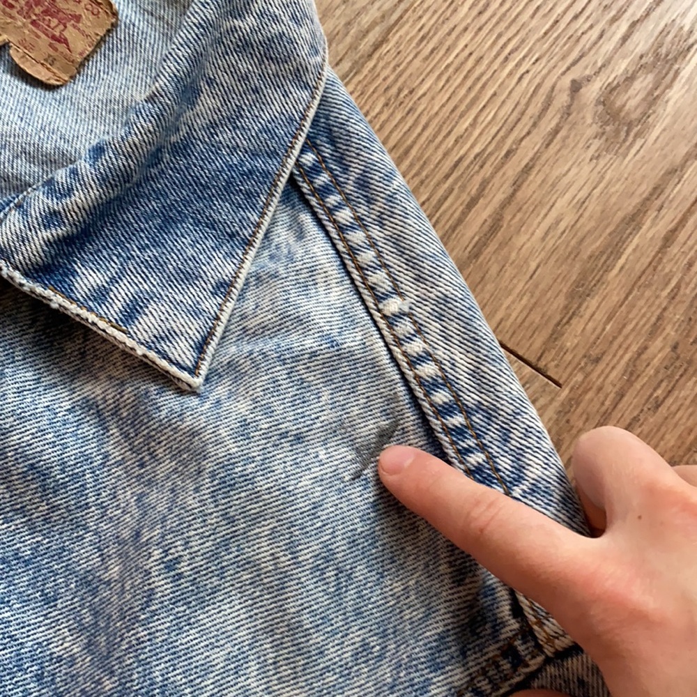 Vintage Levi’s acid wash jean jacket - Picture 4 of 7
